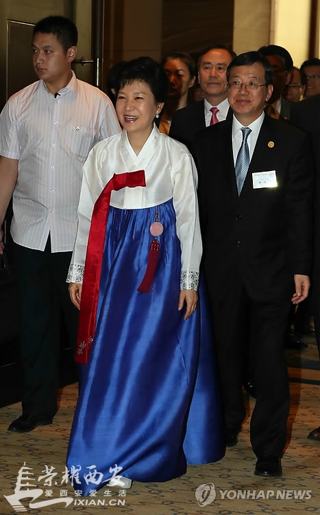 朴槿惠出席西安在华韩国人恳谈会-城市发展|荣