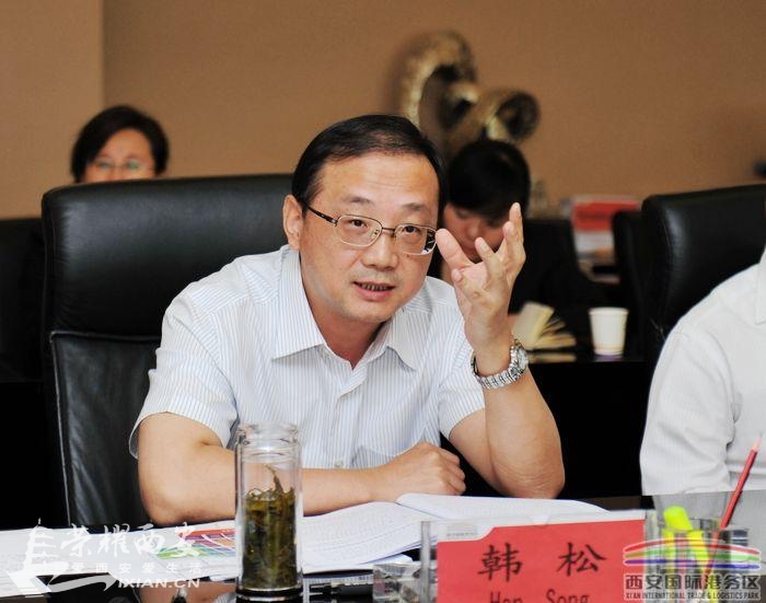 家庭月总收入_科工贸总收入(3)