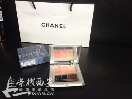 <em>姐妹</em>淘<em>十一香港</em>帮我带的化妆品,满满的大收获