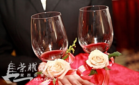 那些关于婚宴葡萄酒不能说的秘密!-谈婚论嫁|荣