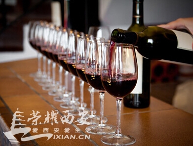 那些关于婚宴葡萄酒不能说的秘密!-谈婚论嫁|荣