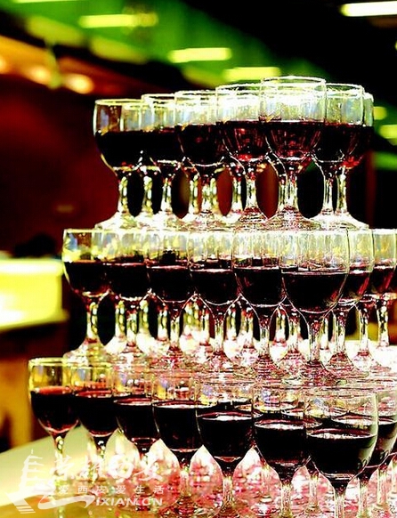 那些关于婚宴葡萄酒不能说的秘密!-谈婚论嫁|荣