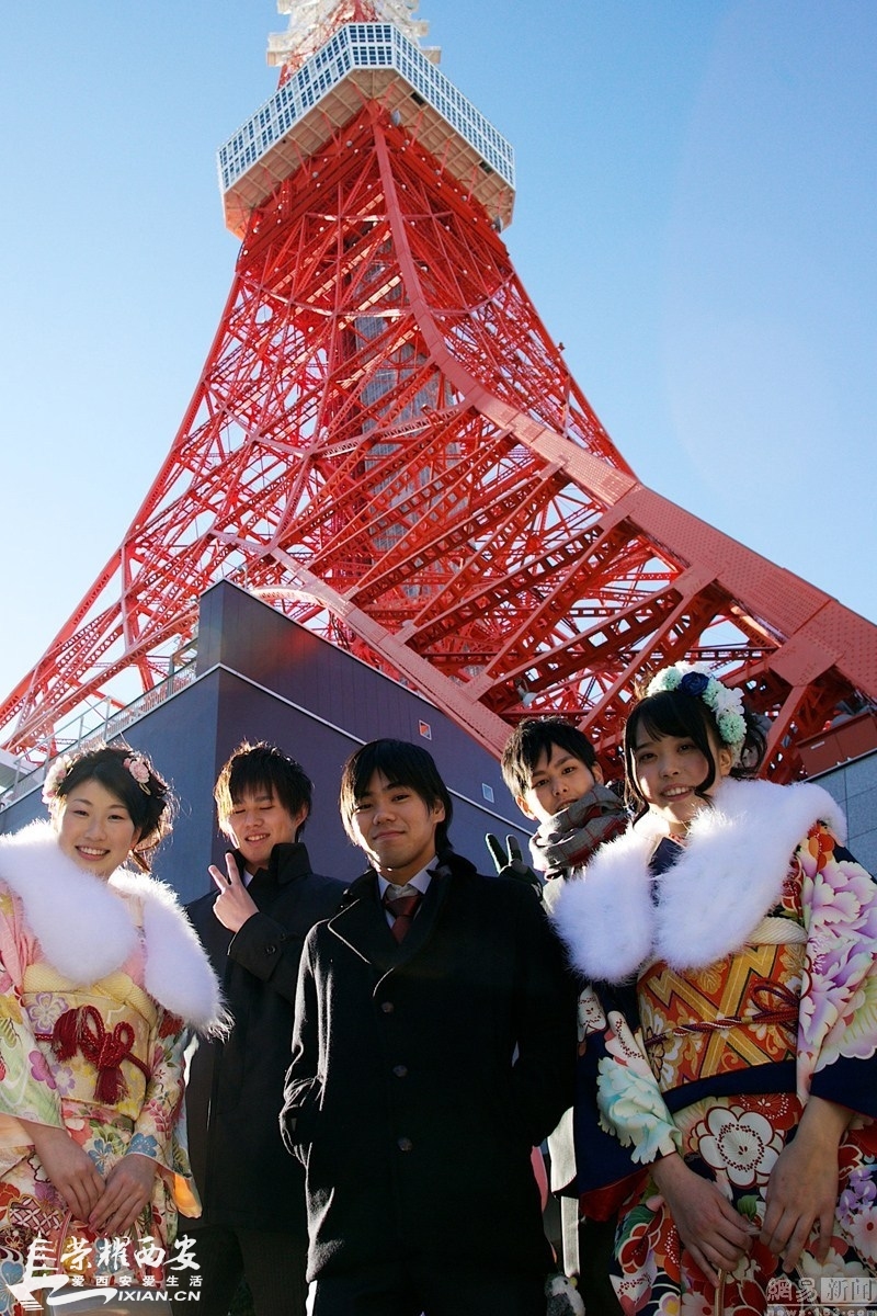 直击日本青年男女庆祝成人礼 妹子们丑得惊人