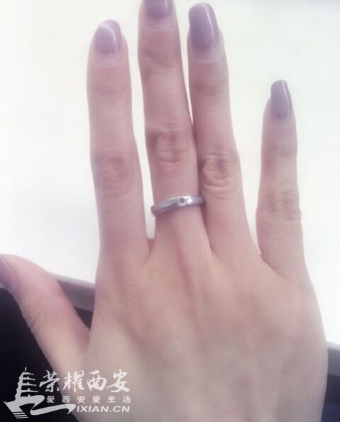 有人在西安周大福高新金花店买的钻戒不到三个