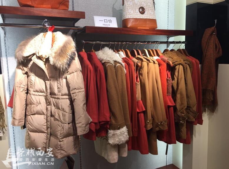 雪天跟着荣耀逛西恩奥特莱斯~东西便宜到没朋