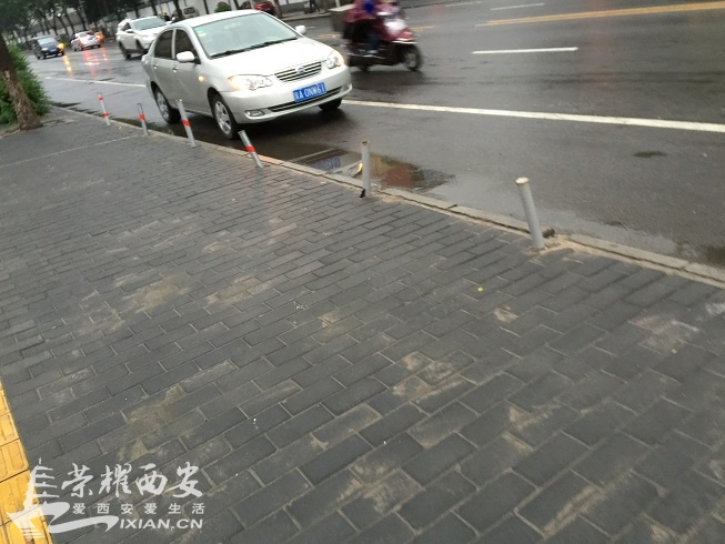 说说路边停车收费-城市发展|荣耀西安网|西安论