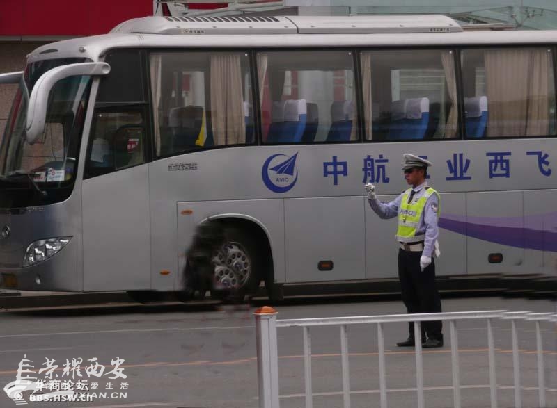 东新街的停车场有猫腻 ,大家小心啊-古城杂谈|荣