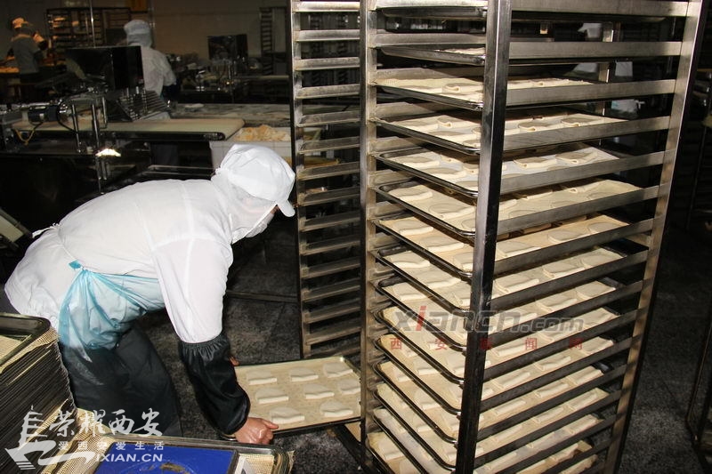 探秘西安放心早餐生产流程 安全卫生大可放心