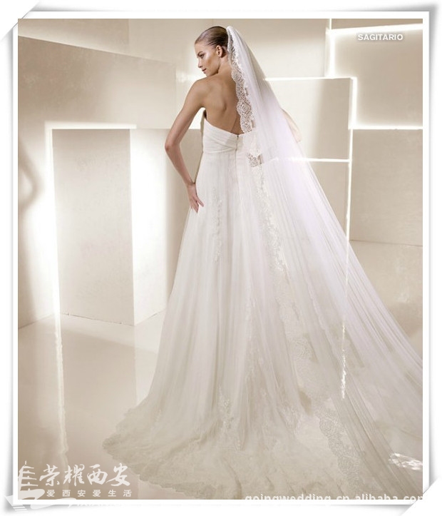 韩国艺匠婚纱摄影_艺匠婚纱礼服馆(2)