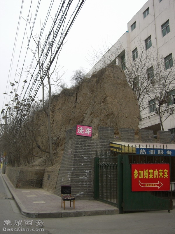 京兆万年·带你看秦王府城墙遗迹!-城市发展|荣